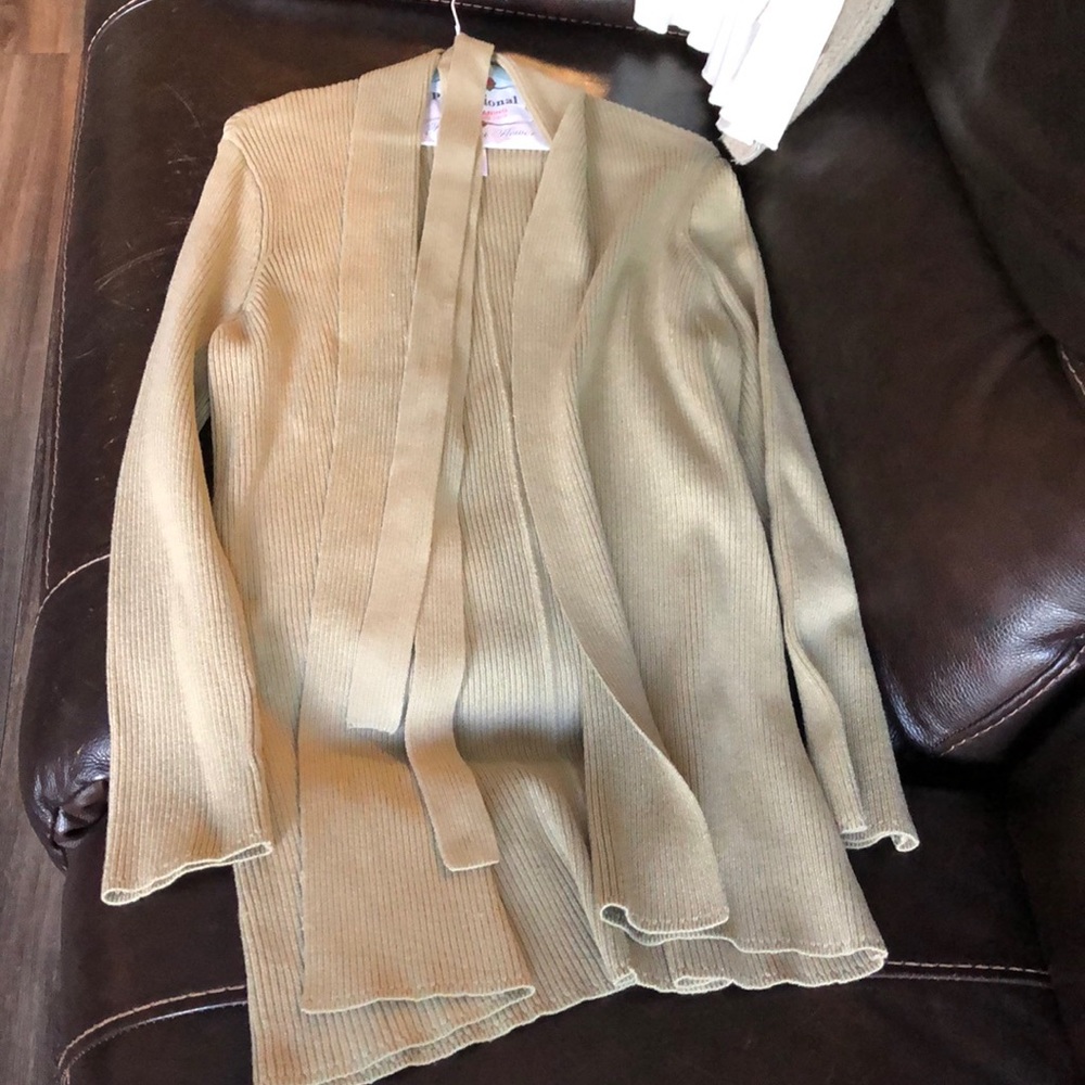 Jones New York olive sweater